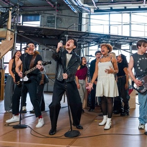 Video: Watch 'Lose Yourself/Have to Have You' From THE LOST BOYS Photo