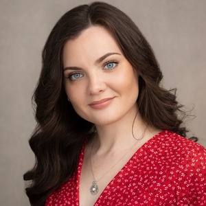 Soprano Wendy Carr Will Play Maria In THE SOUND OF MUSIC at Cork Opera House Photo