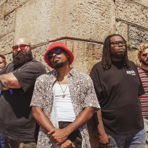 Snacktime Joins Ms. Lauryn Hill for 'Doo Wop (That Thing)' at Newport Folk Festival Photo