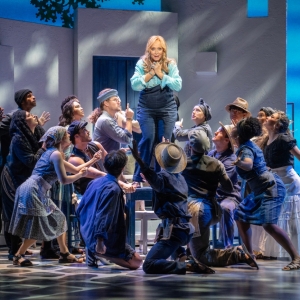 Review: MAMMA MIA! at the Aronoff Center Video