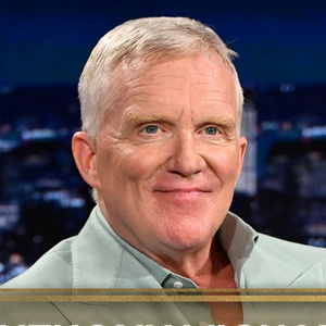 Anthony Michael Hall Reflects on 50-Year Career and NATION'S DUMBEST on THE TONIGHT S Photo