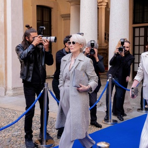 THE DEVIL WEARS PRADA 2 World Premiere to Live Stream on Disney+ and Hulu Photo