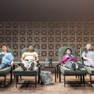 Review: INFINITE LIFE, National Theatre