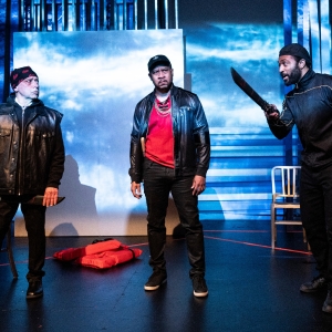 Review: MIGRAAAAANTS OR: THERE'S TOO MANY PEOPLE ON THIS DAMN BOAT! at ExPats Theatre
