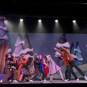 Review: A CHRISTMAS STORY at Broadway Palm
