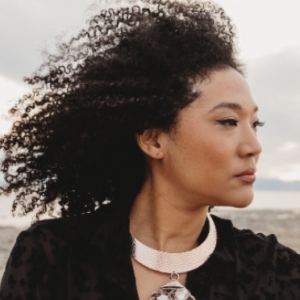 Judith Hill Pays Tribute To The Women In Her Life On 'Dame De La Lumière'