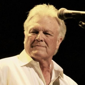 Sixties Hitmaker Tommy Roe Releases New Album 'Here To Here' Video