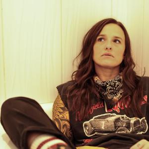 Emily Wolfe Releases New Single "POWER" via Judge & Jury Records Photo