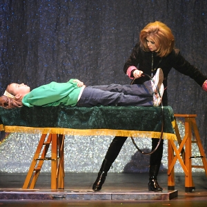 Illusionist Lyn Dillies to Perform at Legacy Theatre in February Photo