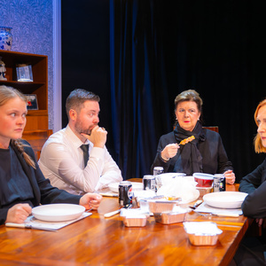 EDINBURGH 2026: Review: CATHY, Traverse Theatre Photo