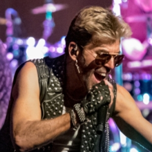 GEORGE MICHAEL REBORN Brings The Legend Back To Life On Stage At Raue Center! Video