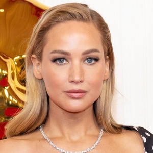 Jennifer Lawrence Was Almost in OH, MARY! on Broadway: Why She Backed Out Photo