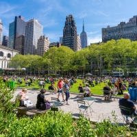 Wake Up With BWW 7/26: 25 NYC Attractions That Are Now Open, THE SIMPSONS to Premiere With Musical Episode, and More! Image