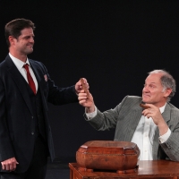 BWW Review: A LIFE IN THE THEATRE PROVES ALTERNATELY CHEERFUL AND SENTIMENTAL at Live Photo