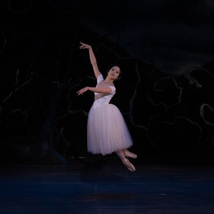 Review: AMERICAN REPERTORY BALLET’S GISELLE Haunts, Delights Audiences at New Brunswick Performing Arts Center