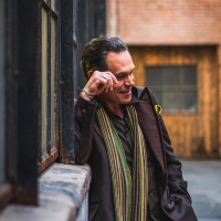 Kurt Elling Releases Newest Single From SuperBlue “Endless Lawns” Photo