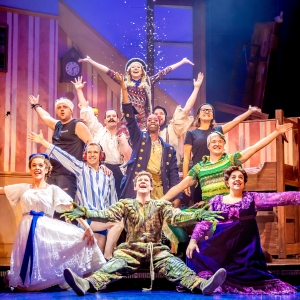 Review: PETER PAN GOES WRONG, Lyric Theatre