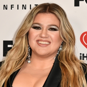 Kelly Clarkson Is Writing a Broadway Musical