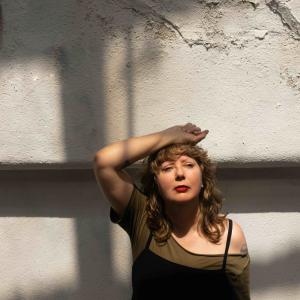 Katrina Ford to Release TO THE LIGHTHOUSE, Shares "Winter Sun" Video Photo