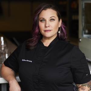 Cookbook Event with Top Chef Karen Akunowicz to Take Place at The Music Hall Lounge i Video