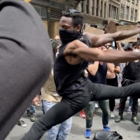 VIDEO: Protesters in Manhattan Perform Powerful and Emotional Dance Photo