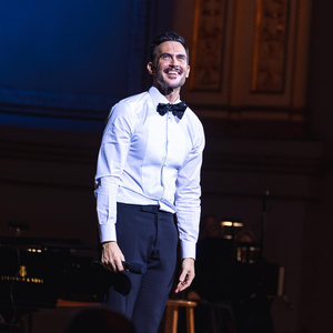 Review: Cheyenne Jackson Makes His Rapturous Carnegie Hall Solo Debut Photo
