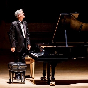 Pianist Brian Ganz Free Evening Recital Of Beethoven And Chopin At St. Marys College Photo