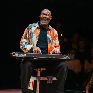 Review: EVERY BRILLIANT THING, Starring Lenny Henry @sohoplace Photo