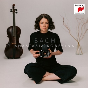Cellist Anastasia Kobekina Records Bach’s Cello Suites for New Album Photo