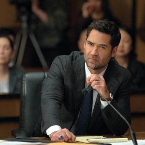 Photos: First Look at Netflix's THE LINCOLN LAWYER Season 4 Photo