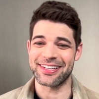 Interview: Jeremy Jordan Talks Going '70s For SPINNING GOLD Photo