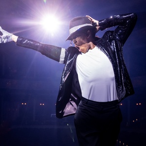 Review: MJ THE MUSICAL at Robinson Center Photo