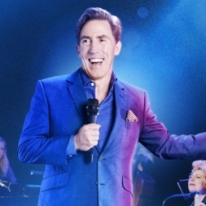 Rob Brydon Returns to the UK and Ireland in 2024 With A NIGHT OF SONGS AND LAUGHTER Photo