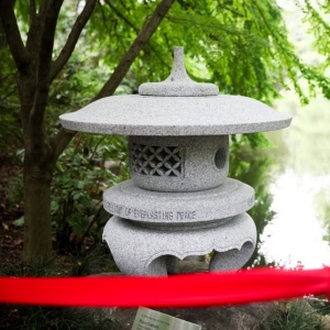 Brooklyn Botanic Garden Presented with Peace Lantern from Japan Institute of Portland Japa Photo