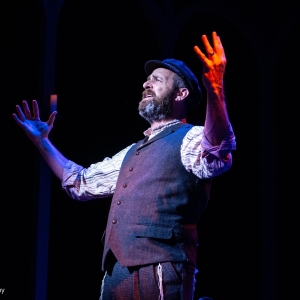 Review: FIDDLER ON THE ROOF at Ritz Theatre Company is Something to Think About and Something to Drink About