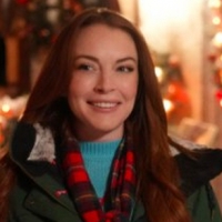 Photo: First Look at Lindsay Lohan & Chord Overstreet's Netflix Holiday Film Photo