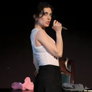  Sarah Baskin Will Lead A POEM AND A MISTAKE at Edinburgh Fringe Photo