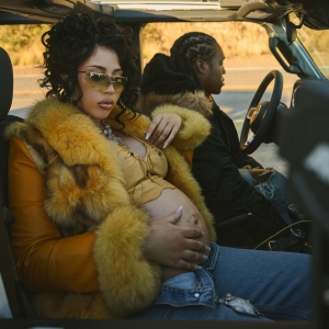 Video: Kali Uchis Reveals First Pregnancy In Music Video Video