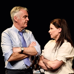 Review: APPRAISAL, Tabard Theatre Photo