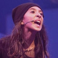 Atriz Paola Rabetti Relembra Sua Premiação Como Atriz Revelação No PROFESTEATRO 2020