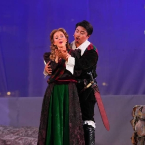 New York City Opera Performs ROMEO AND JULIET as Part of Bryant Park Picnic…