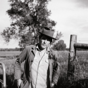 Video: Gregory Alan Isakov Debuts Video for 'Mistakes' Photo