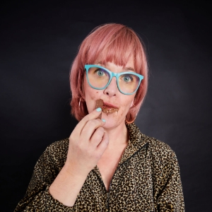 Louise Leigh Will Bring Second Comedy Hour DISTRACTED to Edinburgh Fringe 2024