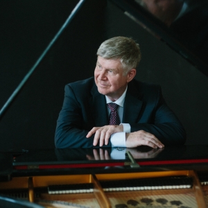 Ian Hobson to Present THE VIOLIN SONATAS Program At Tenri Cultural Institute