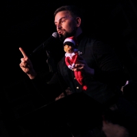 BWW Review: Daniel Reichard Urges Birdland Audience LET'S CHRISTMAS! With Traditional Photo