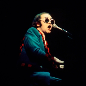Elton Johns Rainbow Theatre Concert Set for First-Ever CD and Digital Release Photo