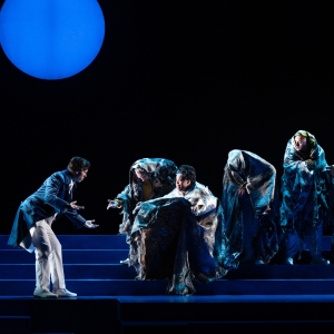 Review: A TALE OF TWO CITIES at The Alliance