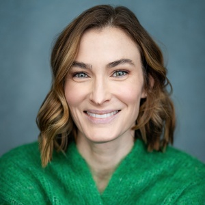 Guest Blog: 'What Happens When You Stop Editing Yourself?': Actor and Writer Laura Ka Photo