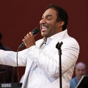 Review: TERRY STEELE SINGS LUTHER VANDROSS...