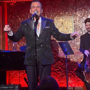 Review: 54 Below Dazzles With David Sabellas CHICAGO Tribute Show Photo